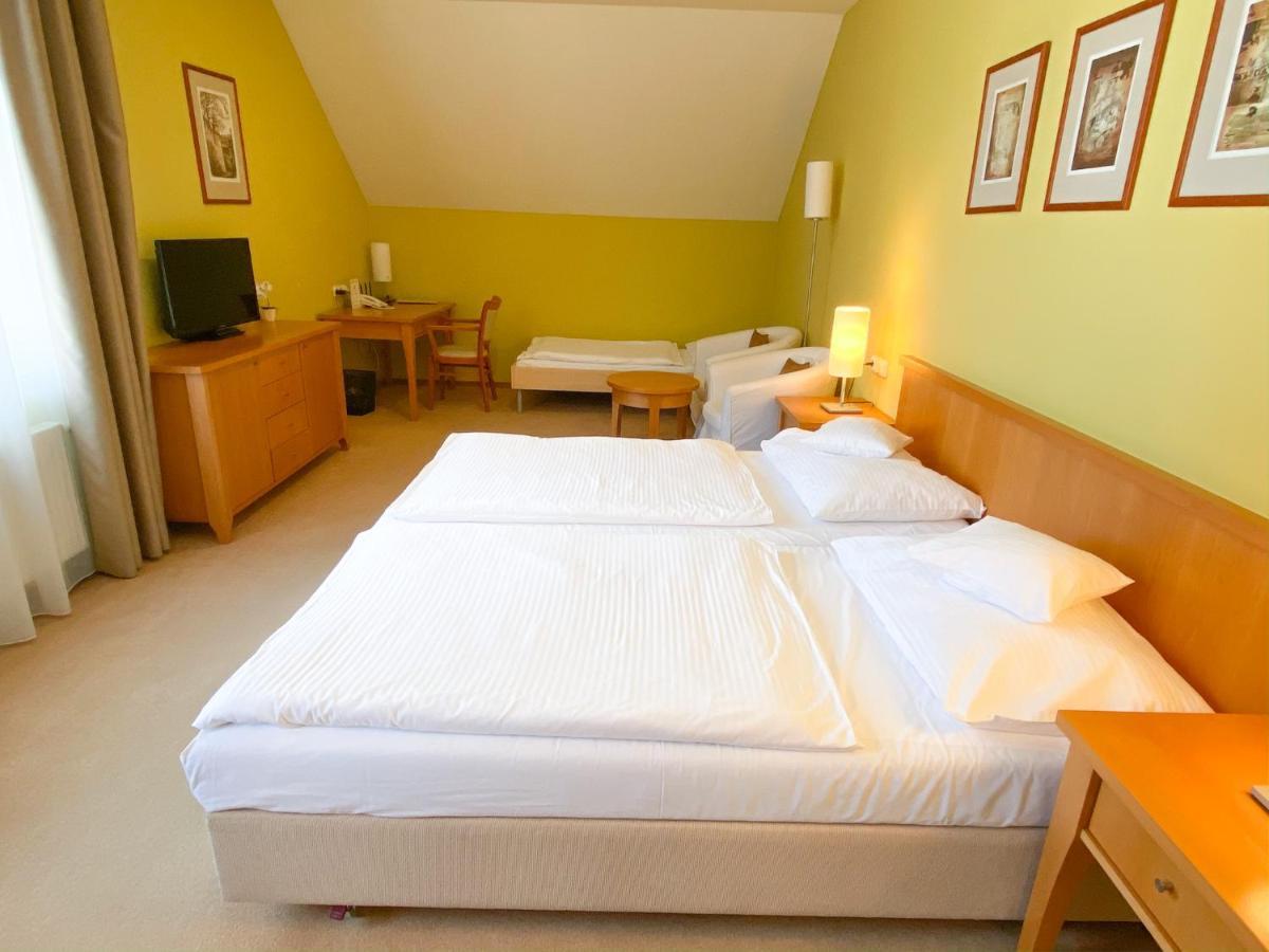 Dolce Villa Praga Habitación foto